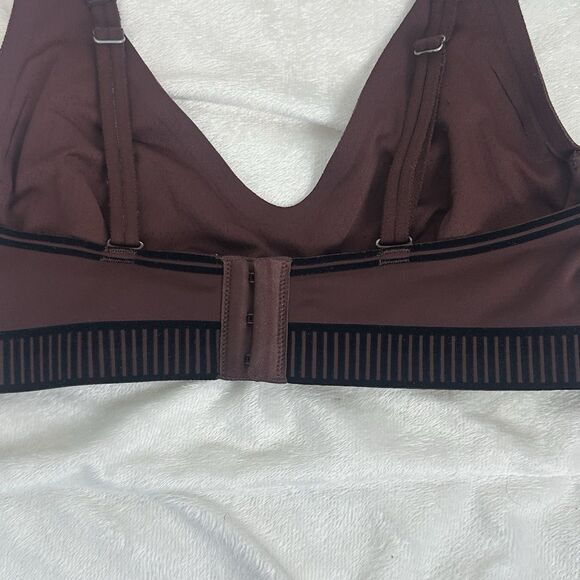 Alo Yoga Airlift Line Up Bra Brown Black Size XS Sold Out Limited Edition - Picture 8 of 11